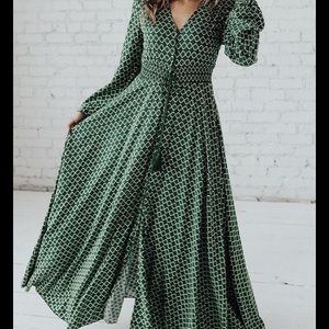 Green maxi dress